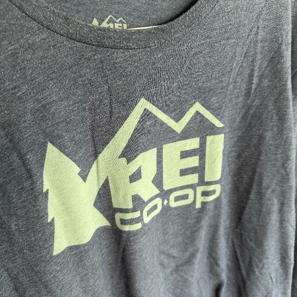 REI Co-op Long Sleeve in Blue - Picture 3 of 5
